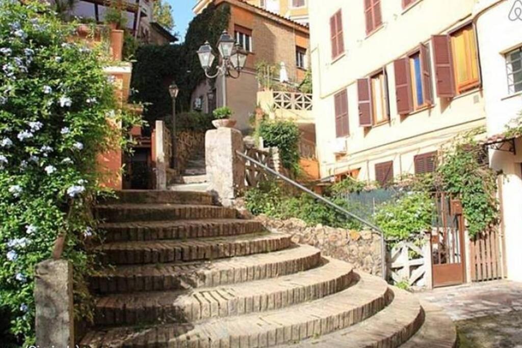 Elegante Open Space Con Vasca Idromassaggio A Trastevere Kültér fotó