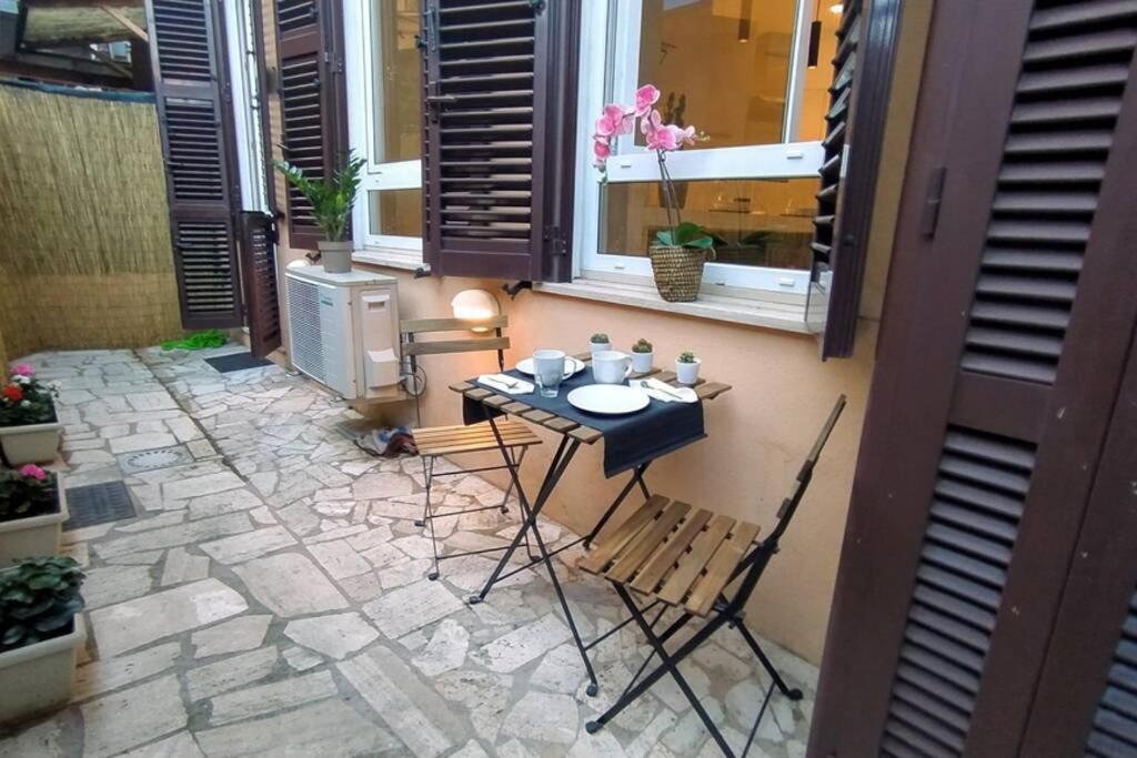 Elegante Open Space Con Vasca Idromassaggio A Trastevere Kültér fotó